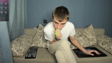 Snapshot of anna_jason chatting on December 29, 2024, 10:14 pm Fansly Jason sweet ass online show from December 29, 2024, 10:14 pm