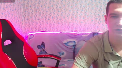 Snapshot of anna_ki chatting on January 22, 2025, 5:48 am AnnaJake online show from January 22, 2025, 5:48 am
