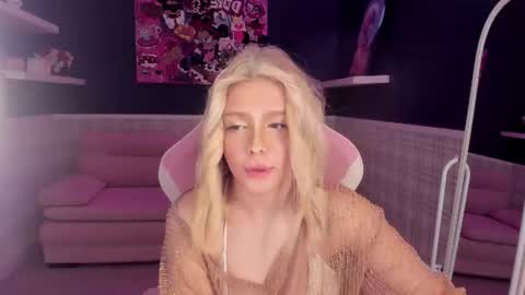 Snapshot of anna_robinson chatting on June 24, 2026, 1:15 am Anna online show from June 24, 2026, 1:15 am