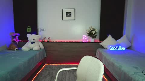 Anna Shine online show from December 8, 2024, 12:08 pm