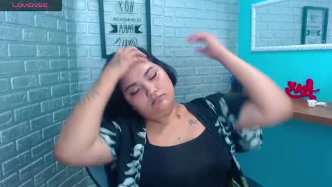 Snapshot of anna_simons_ chatting on October 4, 2025, 11:14 pm I AM ANNA online show from October 4, 2025, 11:14 pm