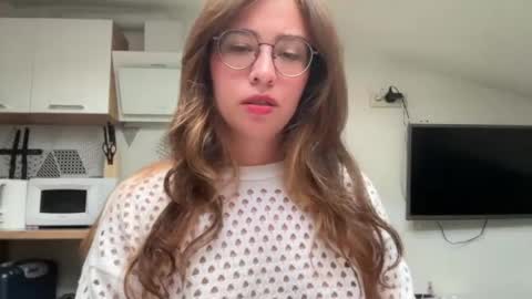 Anna Skye online show from June 27, 2026, 9:14 am