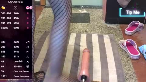 Anna online show from November 15, 2025, 8:27 pm