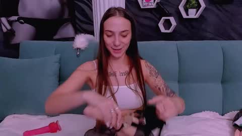 annabishop online show from January 22, 2025, 1:21 pm