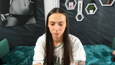 annabishop online show from January 28, 2025, 2:53 pm