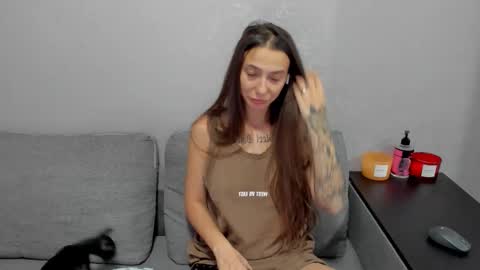 annabishop online show from September 19, 2025, 12:12 am