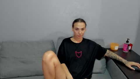 annabishop online show from September 25, 2025, 12:47 am