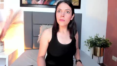AnnaBrooks online show from May 28, 2026, 1:36 am