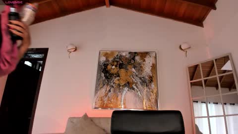 Anna Brooks  online show from November 22, 2025, 7:46 pm