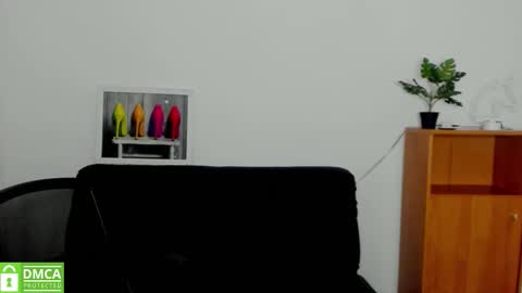 Anna online show from October 8, 2025, 11:30 am