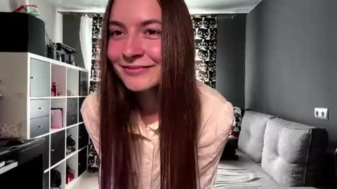 Anna online show from July 1, 2026, 7:54 am