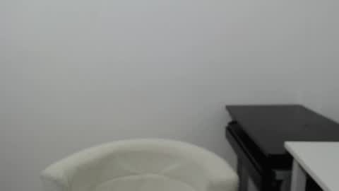 Anna online show from March 8, 2026, 1:59 pm