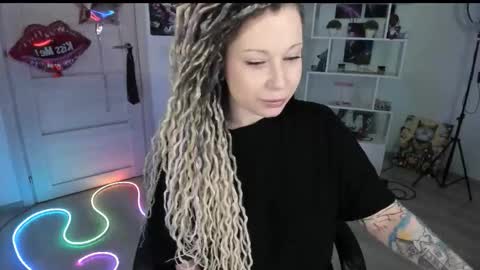 Anna online show from March 1, 2026, 4:53 pm