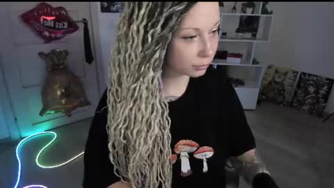 Anna online show from June 14, 2026, 2:24 am