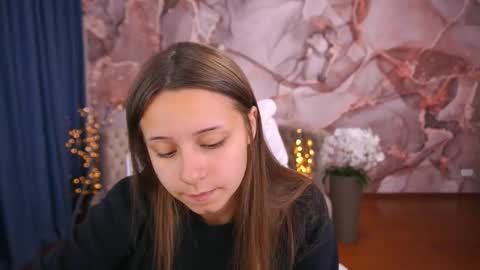 Anna online show from September 10, 2025, 5:51 am