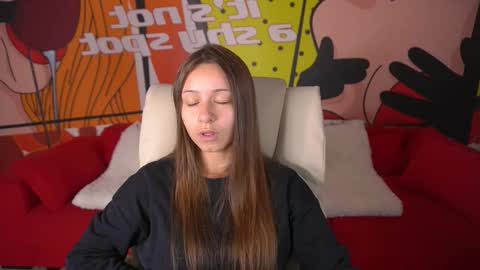 Anna online show from September 18, 2025, 7:43 am