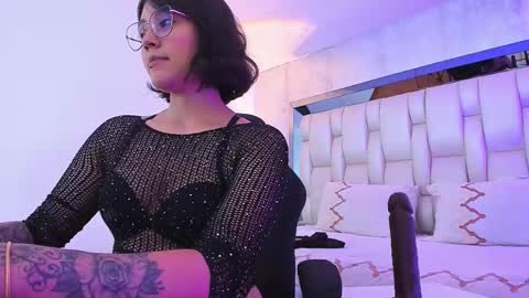Snapshot of annaralein chatting on October 8, 2025, 4:32 am Annara Lein online show from October 8, 2025, 4:32 am