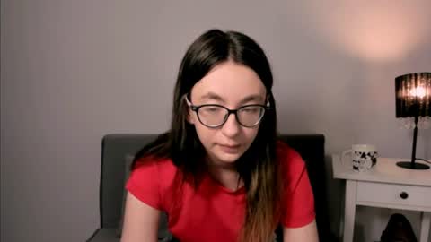 Anna online show from June 19, 2026, 4:11 pm