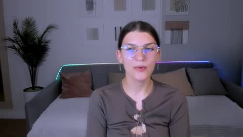 Im Anna online show from May 16, 2026, 10:36 am