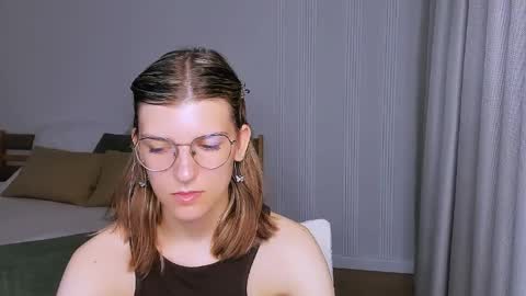 Im Anna online show from May 22, 2026, 4:41 am