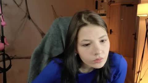 Anna online show from November 5, 2025, 6:30 pm