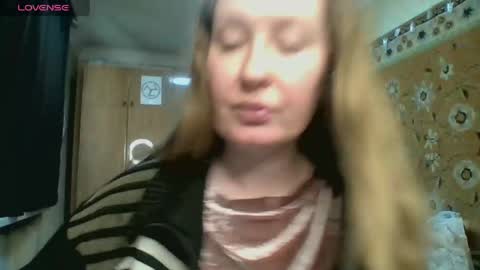 AnnaXLovers online show from April 25, 2026, 1:36 pm