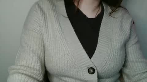 Bella online show from February 2, 2026, 12:04 pm