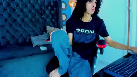 Snapshot of anndy_shellby chatting on October 22, 2025, 7:13 pm anndy_shellby online show from October 22, 2025, 7:13 pm