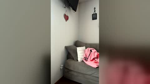 anne online show from February 17, 2026, 8:04 pm