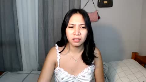 anne_chanelx online show from June 28, 2026, 6:19 am