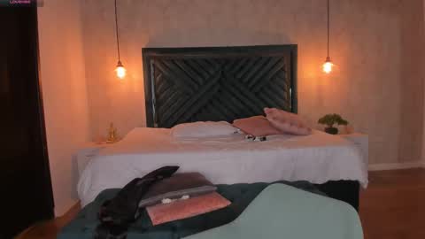 Snapshot of anne_mallow chatting on February 27, 2025, 10:26 am Ann online show from February 27, 2025, 10:26 am