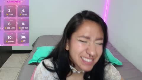 Anne  online show from September 19, 2025, 4:18 pm