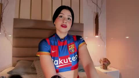 Snapshot of annedixie chatting on September 19, 2025, 3:41 am Anne online show from September 19, 2025, 3:41 am