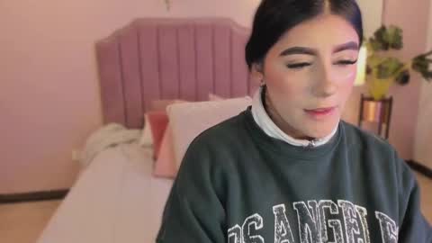 Anne  online show from March 5, 2025, 12:00 pm