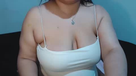 Snapshot of anneliesse chatting on September 10, 2025, 10:54 pm anneliesse online show from September 10, 2025, 10:54 pm