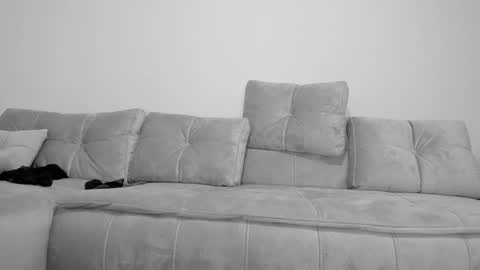 annemona online show from January 6, 2025, 2:47 pm