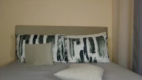 annesins online show from October 7, 2025, 5:32 pm