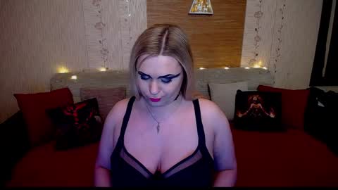 Snapshot of annessixreign chatting on December 29, 2024, 12:20 am AnnessixReign online show from December 29, 2024, 12:20 am