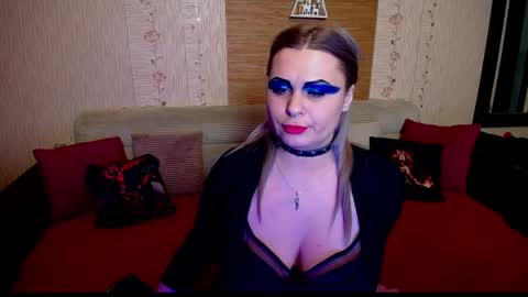 Snapshot of annessixreign chatting on January 19, 2025, 2:38 pm AnnessixReign online show from January 19, 2025, 2:38 pm