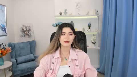 annetli online show from November 13, 2025, 3:49 am