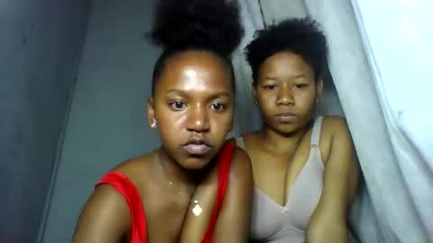 Snapshot of annick98 chatting on February 5, 2026, 5:28 pm annick98 online show from February 5, 2026, 5:28 pm