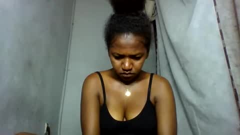 Snapshot of annick98 chatting on February 20, 2026, 11:43 am annick98 online show from February 20, 2026, 11:43 am