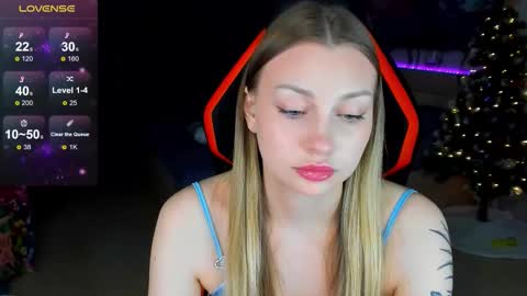 Snapshot of annie69kiss chatting on February 6, 2026, 7:28 pm Annie online show from February 6, 2026, 7:28 pm