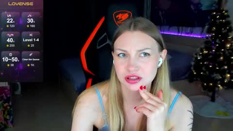 Snapshot of annie69kiss chatting on February 11, 2026, 10:48 pm Annie online show from February 11, 2026, 10:48 pm