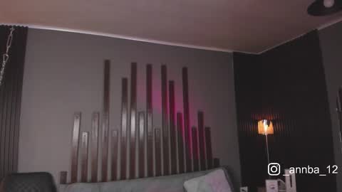 annie_barozzi online show from September 11, 2025, 3:34 pm