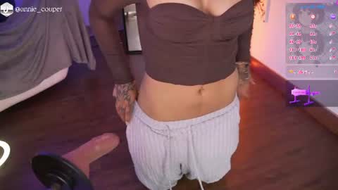 Snapshot of annie_couper chatting on July 4, 2026, 10:05 pm Annie online show from July 4, 2026, 10:05 pm