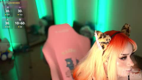 Snapshot of annie_may_may chatting on November 9, 2025, 2:04 pm Annie May online show from November 9, 2025, 2:04 pm