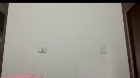 Snapshot of annie_snow_ chatting on January 25, 2025, 7:49 pm JEANNE no olvides seguirme dont forget follow me uu online show from January 25, 2025, 7:49 pm