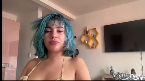 Snapshot of annie_snow_ chatting on February 1, 2025, 7:02 pm JEANNE no olvides seguirme dont forget follow me uu online show from February 1, 2025, 7:02 pm