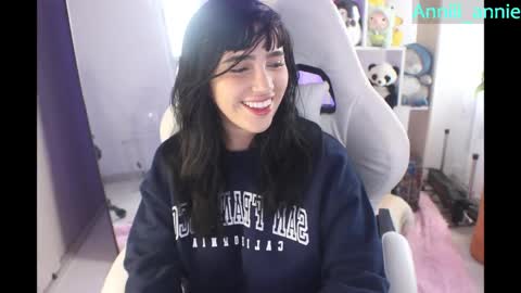 JEANNE no olvides seguirme dont forget follow me  uu online show from May 21, 2026, 9:44 pm